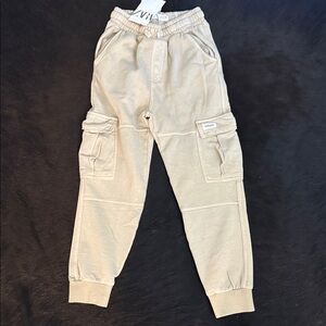New with Tags Zara Kids Beige Cargo Joggers